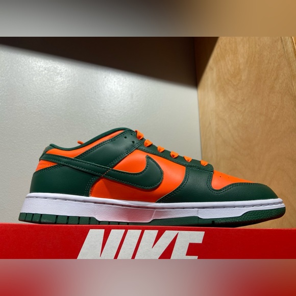 Nike Dunk Low Miami Hurricanes - Picture 2 of 4